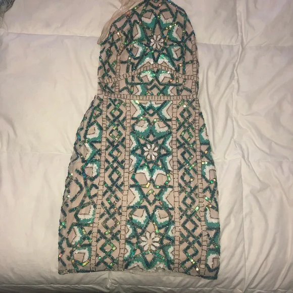 Geo-tribal neon dress with embellishment - Picture 7 of 8